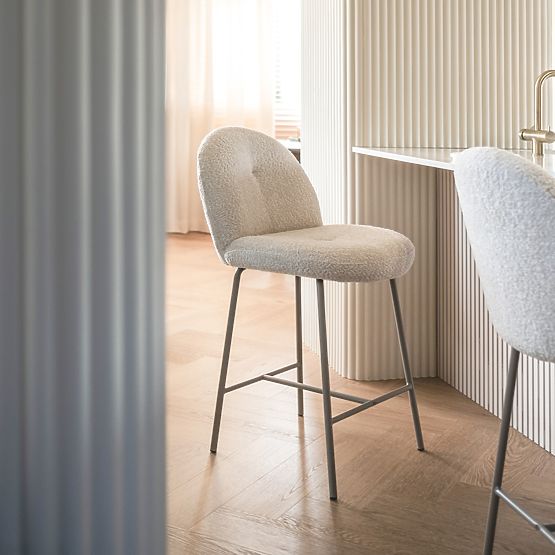 Barová stolička Fiori světle béžová, oblé tvary