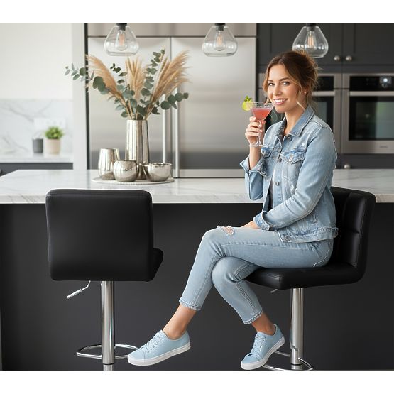 Barová židle Arako černá