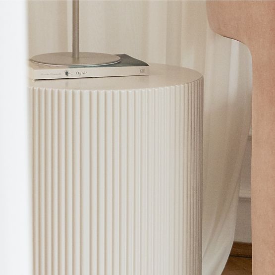 Boční stolek Ermanno, 35 cm, šedobéžový, rýhovaný