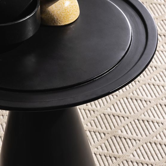 Boční stolek Gavi, betonový, černý