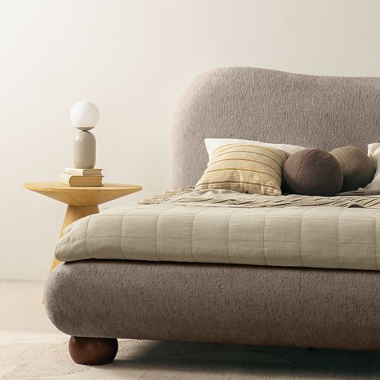 Čalouněná postel Bowee 160x200 cm, s roštem, šedá, nožky koule