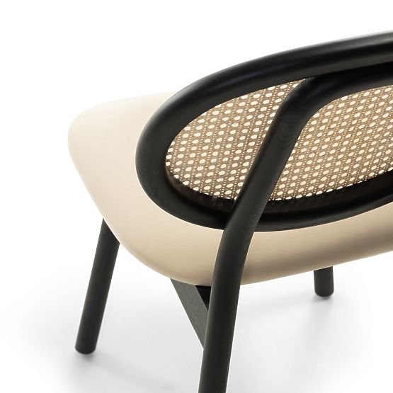 Dřevěná židle Monet s vídeňským výpletem, ratan, samet, černá/béžová