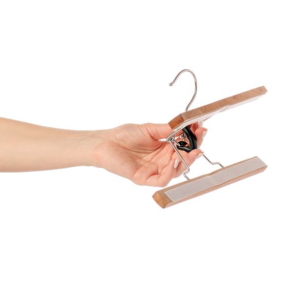 Dřevěný věšák na kalhoty