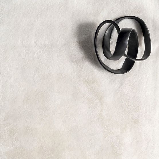 Hedvábný koberec Rabbit - Bílá Ecru