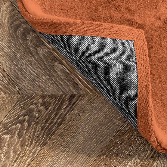 Hedvábný koberec Rabbit - Cihlový