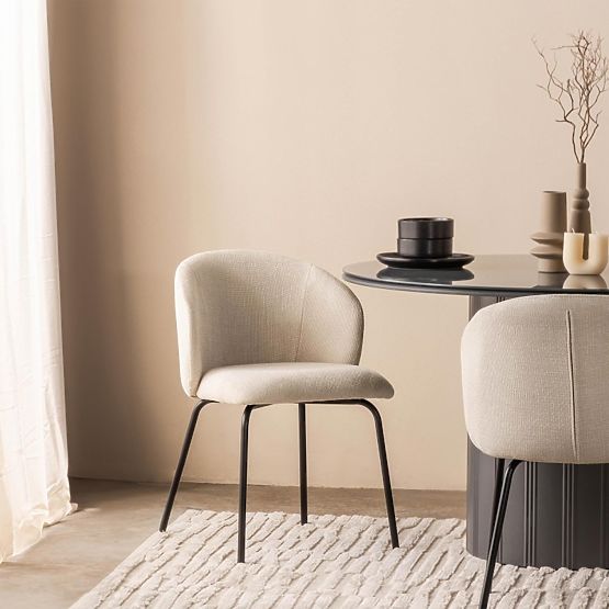 Jídelní židle Larisa, světle béžová/černé nohy