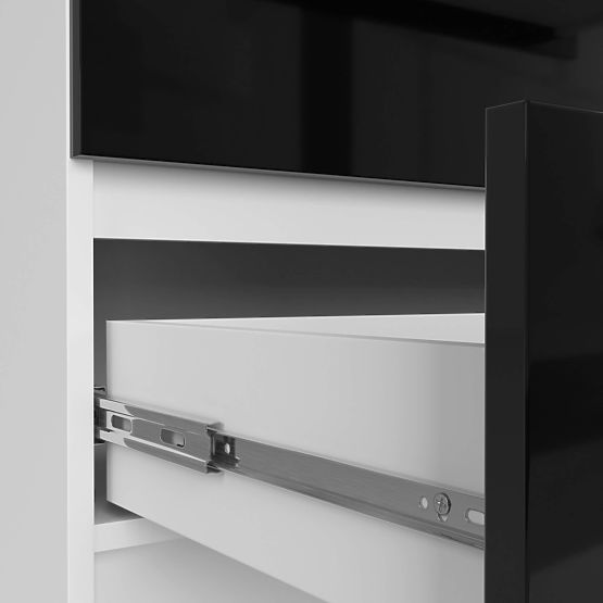 KOMODA K160 10SZ CLP PK ČERNÝ LESK