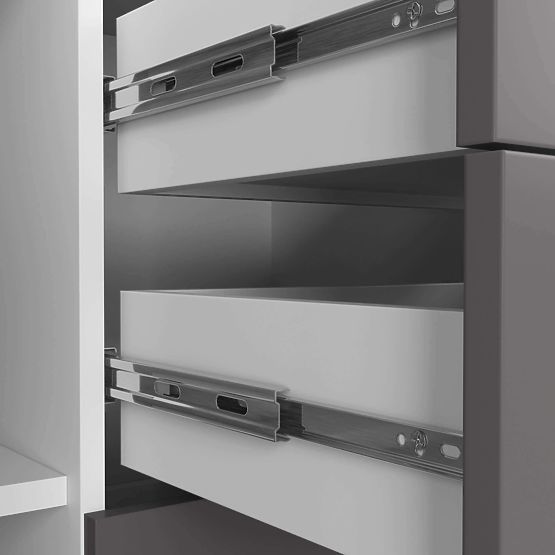 KOMODA K45 PK BÍLÁ / GRAFITOVÁ ŠEDÁ