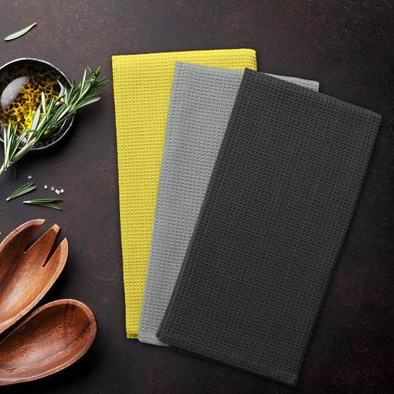 Kuchyňský ručník LETTY šedá barva s reliéfním klasickým motivem klasický styl 50x70 ameliahome