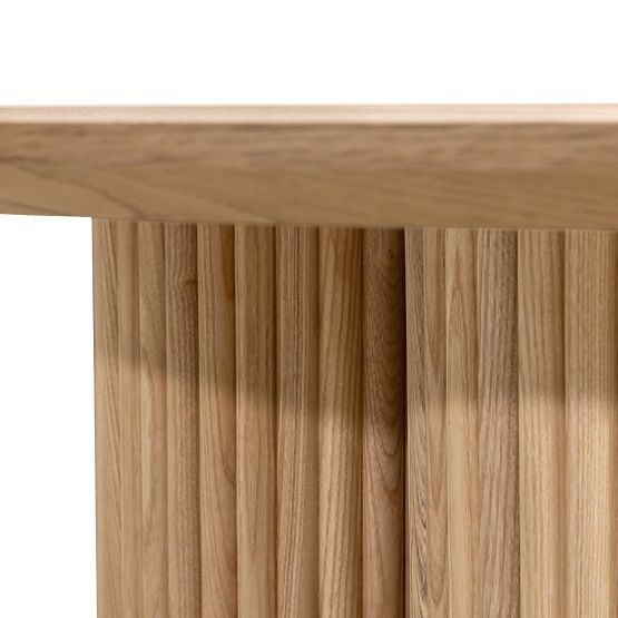 Kulatý konferenční stolek Vesby 100 cm, přírodní dub, jasan, lamely