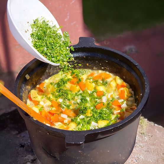 Litinový kotlík KESEL 10 L