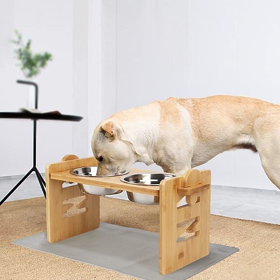 Nastavitelné Kovové Misky pro Psa nebo Kočku se Silikonovou Podložkou Sada PJ-085