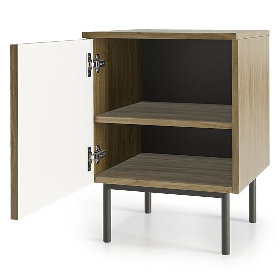 Noční stolek Helene, Ořech Villa