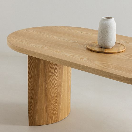 Oválný jídelní stůl Portofino, jasan