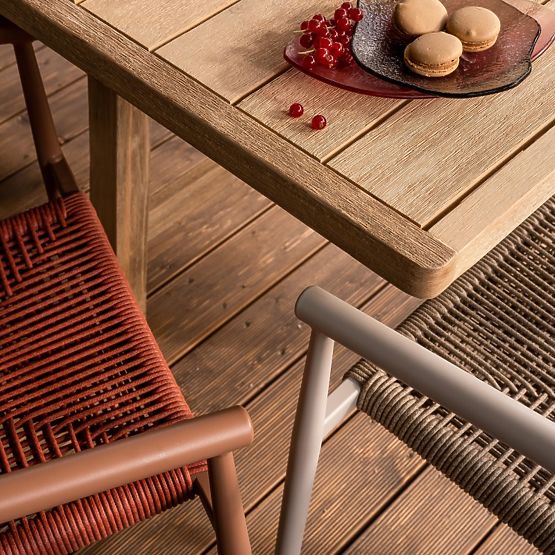 Rozkládací zahradní stůl Castello, 200-295 cm, teakový vzhled, akáciové dřevo FSC