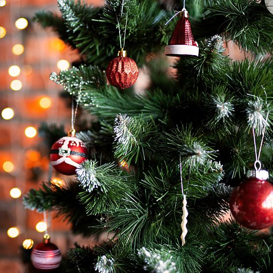 Sada vánočních ozdob Red Santa 149 ks