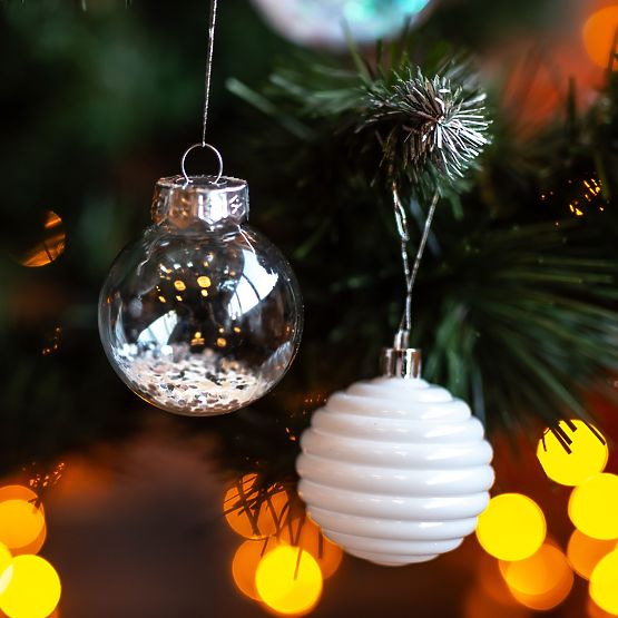 Vánoční ozdoby bílé 30ks sysd1688-057