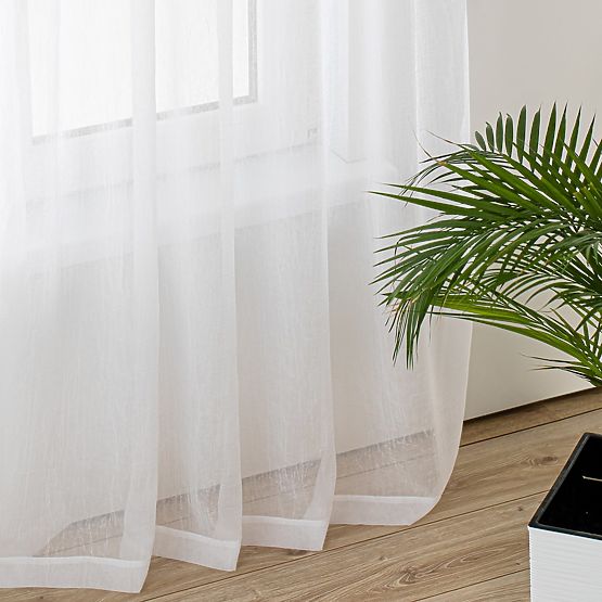 Záclona KRESZ bílá barva klasický styl flex flex 5,5 cm s dvojitým záhybem drcený voál 140x270
