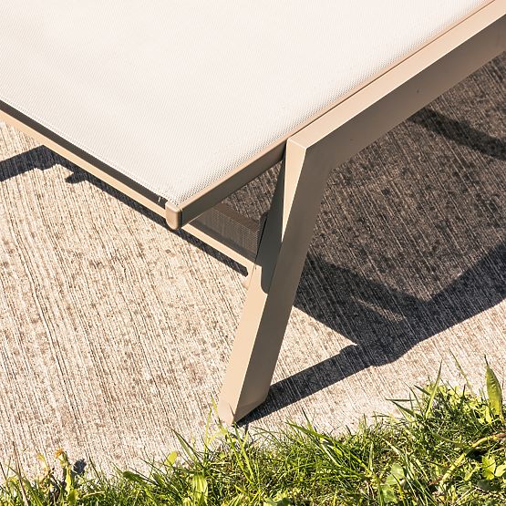 Zahradní lehátko Shelly nastavitelné, hliníkové, béžové