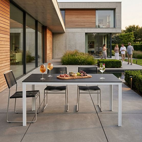 Zahradní stůl pro 6 osob 156x78 cm polywood nábytek na terasu šedý bílý MultiGarden