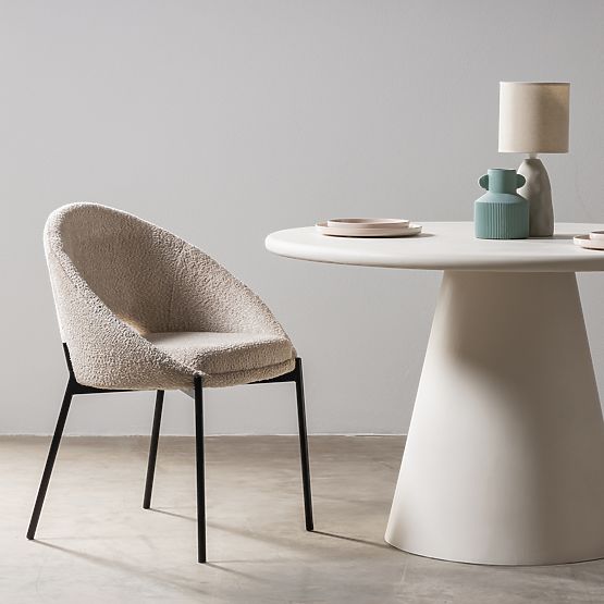 Židle s otvorem v opěradle Luigi béžová/černé nohy