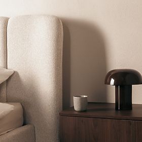 Čalouněná postel Snoovia 160x200 cm, s roštem a úložným prostorem, světle béžová