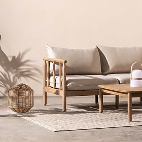 Zahradní rohová sedačka se stolkem Mortlake, eukalyptové dřevo FSC, teakový vzhled, světle béžová/př