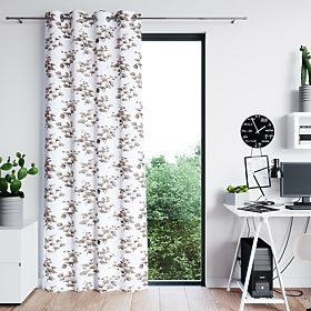 Závěs SERENITY bílá barva tištěný rostlinný motiv klasický styl stříbrné kovové průchodky